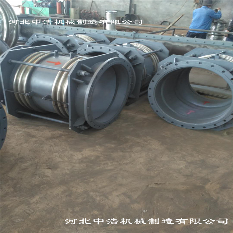 大（dà）拉杆波紋管膨脹節