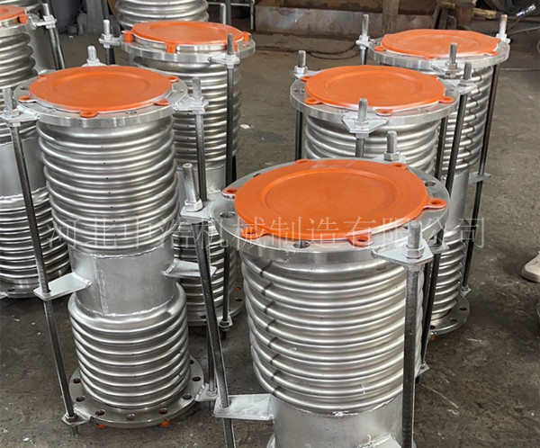 軸（zhóu）向複式補償器